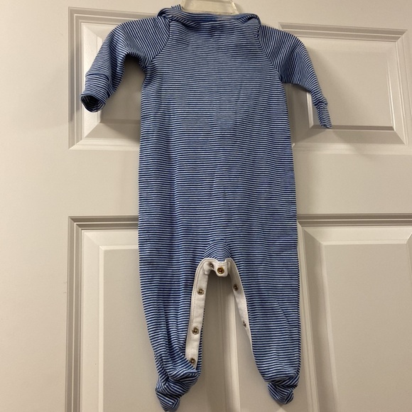 BabyGap Blue & White Striped Puppy Onesie - Picture 4 of 5